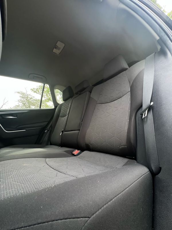 Thumbnail 8 of 2020 Toyota RAV4 XLE